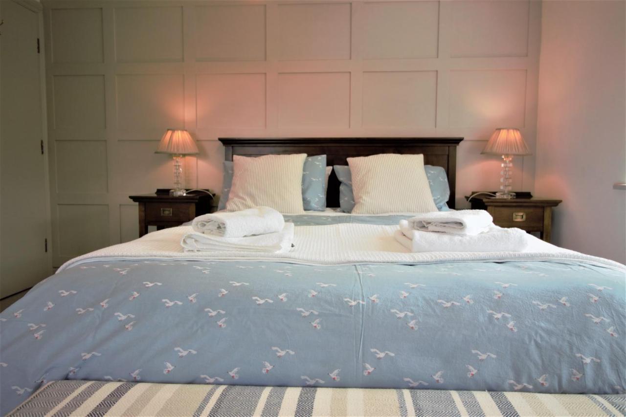 ウェイドブリッジ Brookfields Bed & Breakfast エクステリア 写真