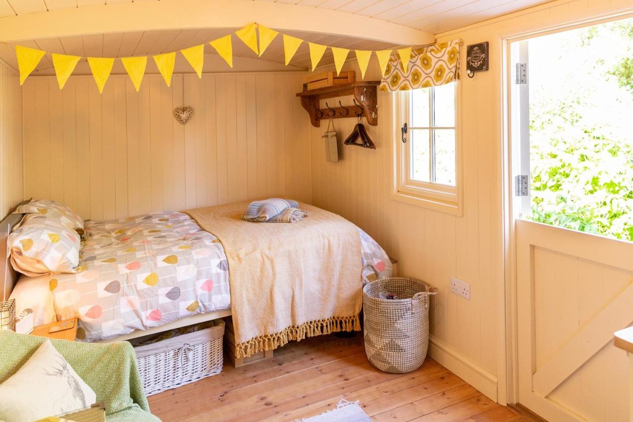 ウェイドブリッジ Brookfields Bed & Breakfast エクステリア 写真